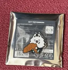 TXT ヨンモン アクリルバッジ 名古屋