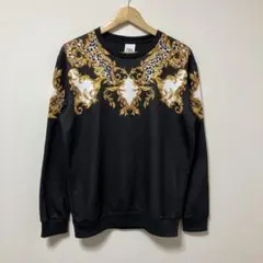 ZARA ザラ　冬　春　黒　スウェット　トレーナー　ブラック　アート　デザイン