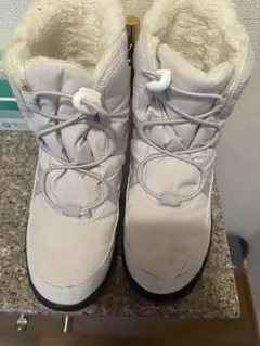 ホワイト スノーブーツ