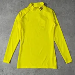【新品未使用】UMBRO アンブロ ストレッチ長袖インナーシャツ Sサイズ