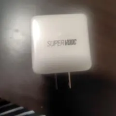SUPER VOOC USB充電器 ホワイト