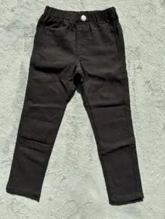 黒無地パンツ サイズ110