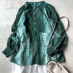 ジャーナルスタンダード　オリエンタル柄ブラウス　ボリュームスリーブ　緑系