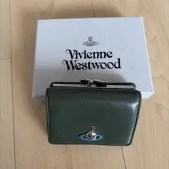 断*げ様 Vivienne Westwood 三つ折り財布 がま口 グリーン 断*げ様 Vivienne Westwood 三つ折り財布 がま口 グリーン - メルカリ