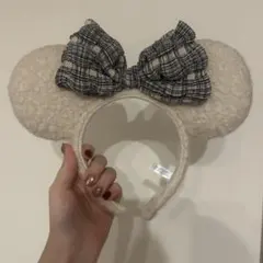 ミッキー型カチューシャ クリーム色 チェック柄リボン
