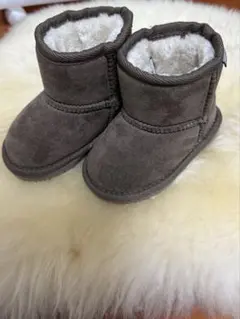 【新品・タグ付き】プティマイン　ベビー　ムートンブーツ　13cm