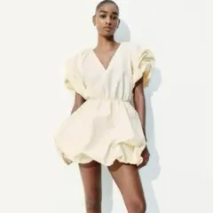 Ｈ&M バブルヘムワンピースxs