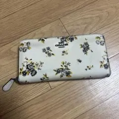 COACH 花柄 長財布