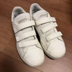adidas スニーカー　21.0