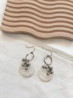 ホワイトシルバー