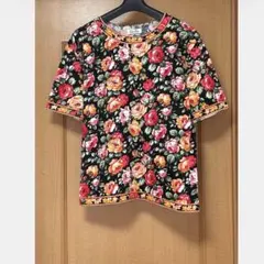 半袖　綿　Tシャツ　100% スカーフ柄　幾何学　花柄　コットン　レオナール風のサムネイル