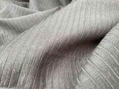 ￼生地　濃いめのベージュ　1m× 2m固めの素材日本製￼