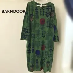 BARNDOOR ワンピース　花柄　緑　可愛い