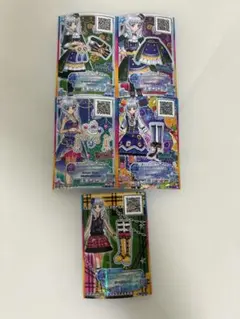 アイカツカード キャラ違い 白銀リリィ - メルカリ