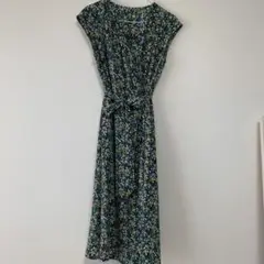 花柄ノースリーブロングワンピース SIZE F