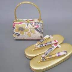 M24-2 新品 振袖用 草履 バッグ セット ゴールド系 桜柄 ①