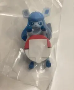 ポケモン　一番くじ　F賞　街歩きちらりんフレンズ　グレイシア