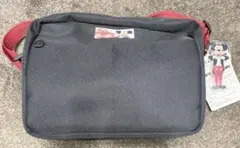 ディズニー　実写　総柄　ショルダーバッグ　ミッキー　アクリルチャーム付き