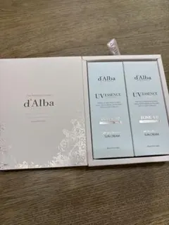 新品未使用 d'Alba ダルバ トーンアップサンクリーム2本セットとおまけ色々