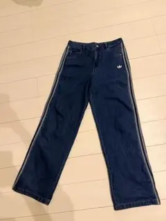 adidas ワイドレッグデニムパンツ ダークブルーのサムネイル