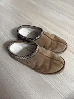UGG タスマン スリップオン チェスナット