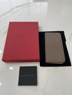 ボナベンチュラ　iPhone11Pro ケース　レザー