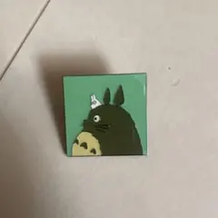 ジブリ　トトロ ピンバッジ