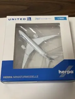 ユナイテッド航空 B787-8 herpa 1/500 N20904