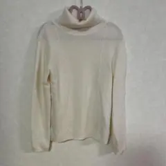 コムサフィユ アイボリー タートルネック リブニット 140cm