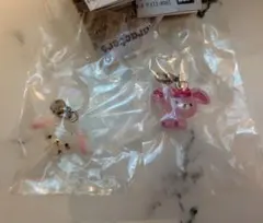 サンリオ　ゆるっとめじるしアクセサリー　ぼんぼんりぼん　しろうさ　2点セット