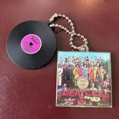 THE BEATLES ダイキャストレコードチャーム2