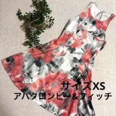 ❤️アバクロンビー&フィッチ/ノースリ/ワンピース/フレア/XS/総柄❤️のサムネイル