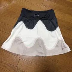 adidas × marimekko テニススコート Mサイズのサムネイル