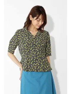 美品 ナチュラルビューティベーシック フラワー ドット 開襟 ブラウス S