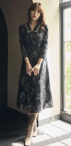 Herlipto Limoges Floral Midi Dress