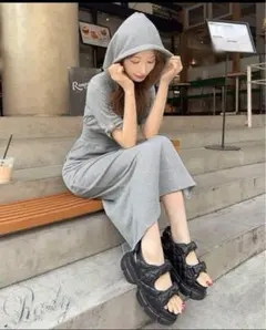 Rady♡ スウェード厚底サンダル♡ 新品未使用✨ R＆E サンダル 「REZOY」コードストラップ厚底ヒールサンダル