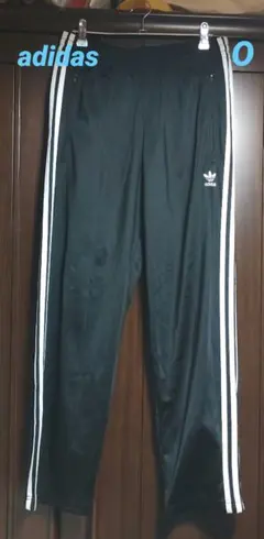 値下げ不可 レア adidas トレフォイル トラックパンツ 3本ライン O 黒