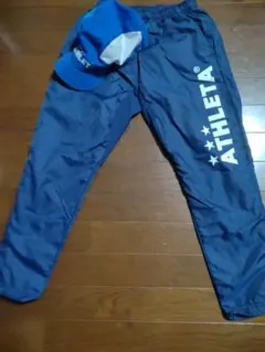 美品ATHLETAピステ140、帽子セット