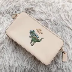 2026年最新】coach レキシー ポーチの人気アイテム - メルカリ