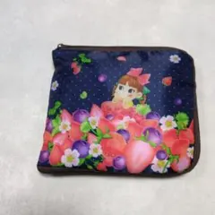 不二家　非売品　ペコちゃん折り畳みバッグ（ベリー）のサムネイル
