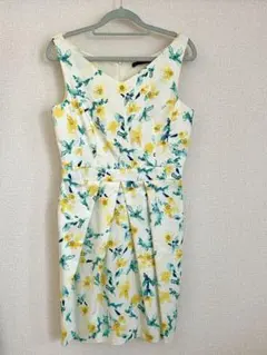 【新品未使用】ZARA BASIC 花柄 ワンピースM