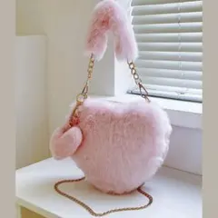 ファーハート型ショルダーバッグ ピンク カジュアル　エレガント　個性的　もふもふ