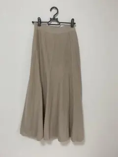 UNIQLO ベージュ フレアスカート M