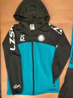 Item thumbnail for item 874a5ee5-fe0a-48f9-83e9-8a0ff84601d8