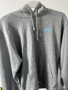 アオのハコ　パーカー