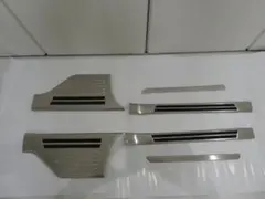 ムーヴ キャンバス リアエンブレム☆スワロフスキー施工 - メルカリ