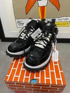 Off-White × Nike Air Force 1 Mid 