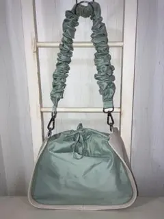 Item thumbnail for item d0c2463d-213c-4a03-92c2-35be576bb725