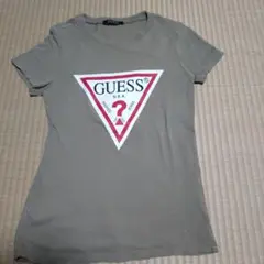 GUESS Tシャツ カーキ XSサイズのサムネイル