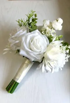 ウエディングブーケ　ホワイト